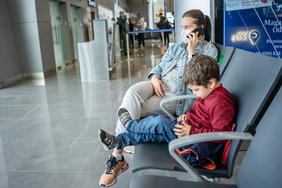  Flug am Flughafen buchen